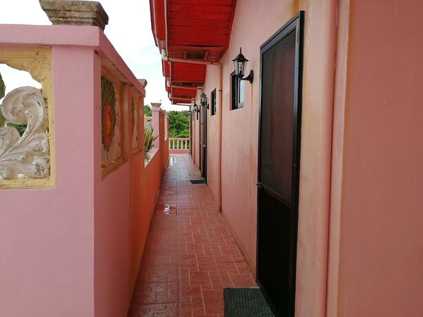 Imagen general del Hotel Beachview Pink Lodge. Foto 3