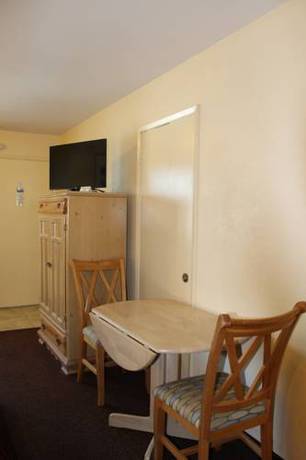 Imagen de la habitación del Hotel Beachway Inn. Foto 5