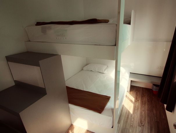 Imagen de los interiores del Hotel Beacon Inn. Foto 16