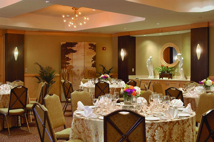 Imagen de los interiores del Hotel Beacon and Corporate Quarters. Foto 11