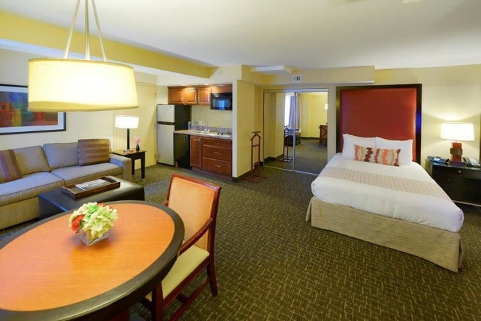 Imagen de los exteriores del Hotel Beacon and Corporate Quarters. Foto 8