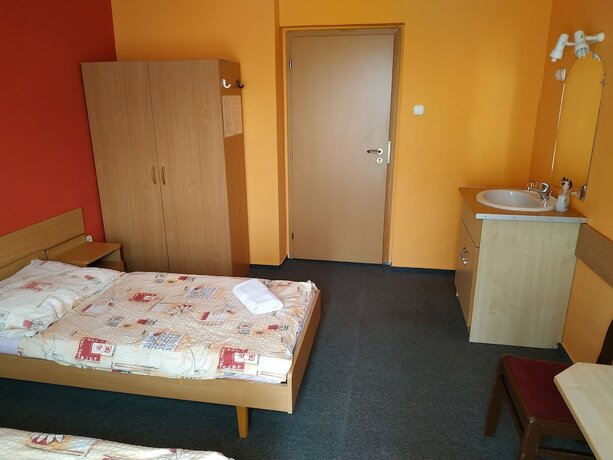 Imagen de la habitación del Hotel Béke Sziget. Foto 20