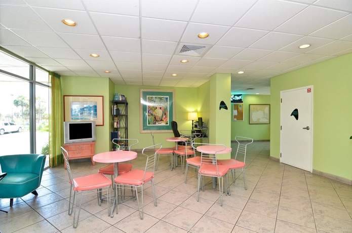 Imagen del bar/restaurante del Hotel Beal House Fort Walton Beach, Tapestry Collection By Hilton. Foto 8