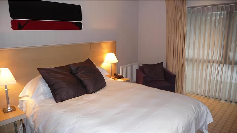 Imagen de la habitación del Hotel Beales Hotel Hatfield. Foto 14