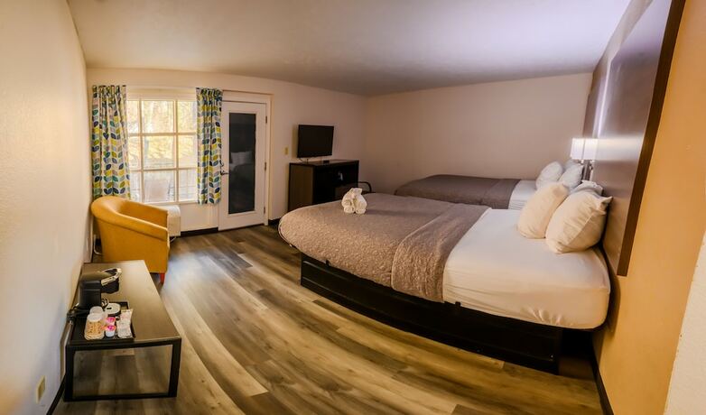Imagen general del Hotel Bear Creek Inn. Foto 5