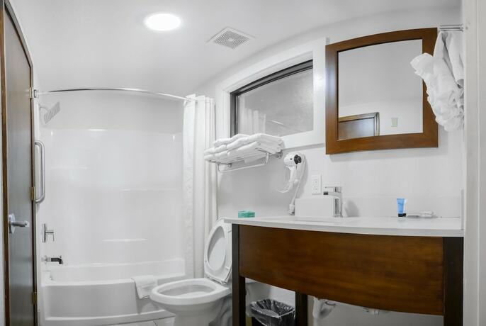 Imagen general del Hotel Bear Creek Inn. Foto 12
