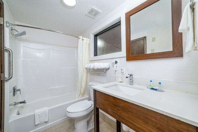 Imagen de la habitación del Hotel Bear Creek Inn. Foto 20