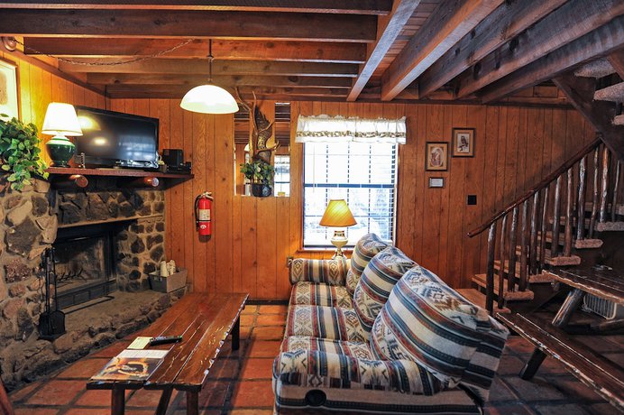 Imagen de la habitación del Hotel Bear Creek Motel And Cabins. Foto 4