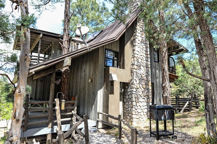 Imagen de la habitación del Hotel Bear Creek Motel And Cabins. Foto 10