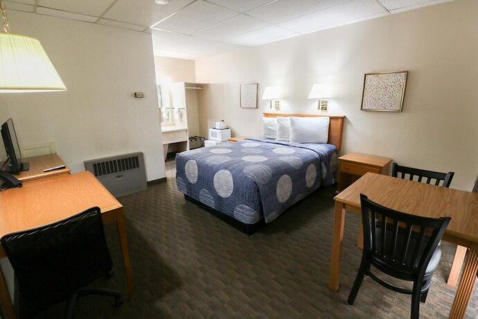 Imagen de la habitación del Hotel Bear Lodge Motel. Foto 16