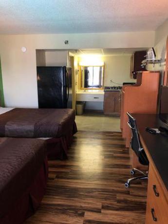 Imagen general del Hotel Bear Mount Inn & Suites. Foto 2