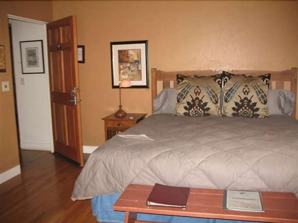 Imagen de la habitación del Hotel Bear Mountain Lodge. Foto 3