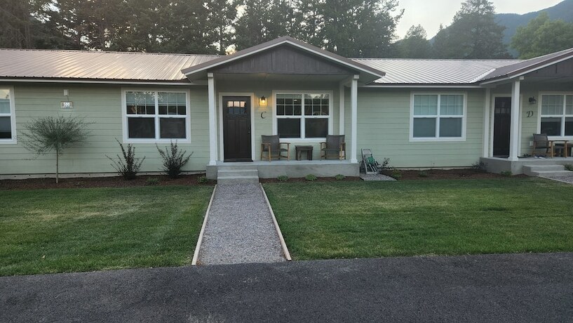 Imagen de la habitación del Hotel Beargrass Lodging and RV Resort. Foto 14