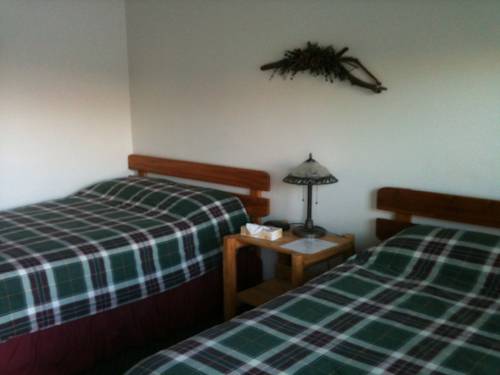 Imagen de la habitación del Hotel Bear's Claw Lodge. Foto 13
