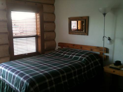 Imagen de la habitación del Hotel Bear's Claw Lodge. Foto 15