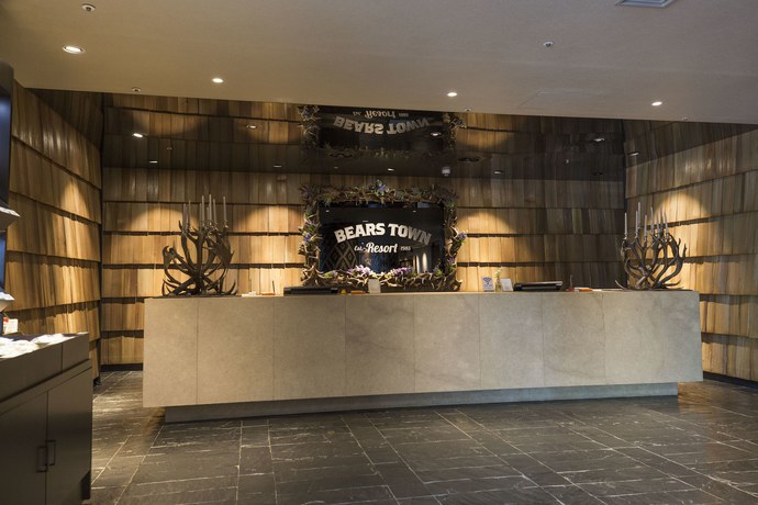 Imagen de los interiores del Hotel Bears Town Resort. Foto 17