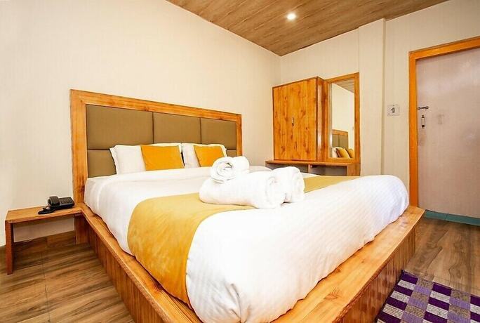 Imagen de la habitación del Hotel Beas Regency. Foto 5