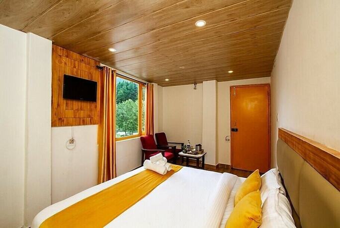 Imagen de la habitación del Hotel Beas Regency. Foto 7