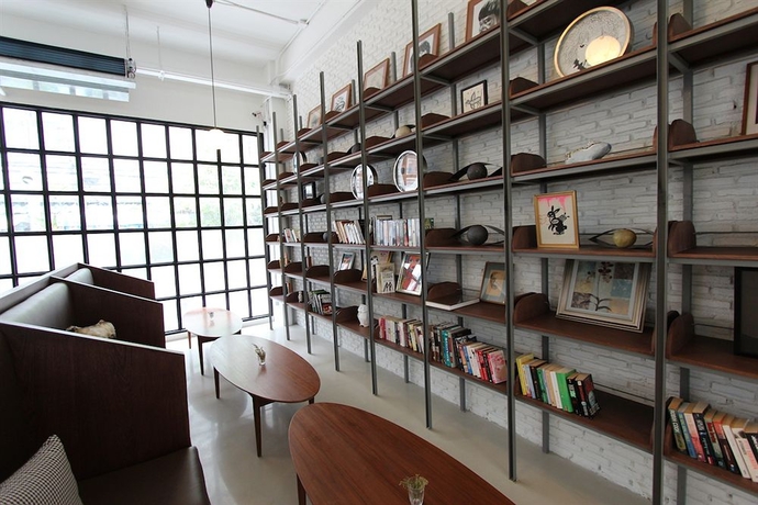 Imagen de los interiores del Hotel Beat Bangkok. Foto 13