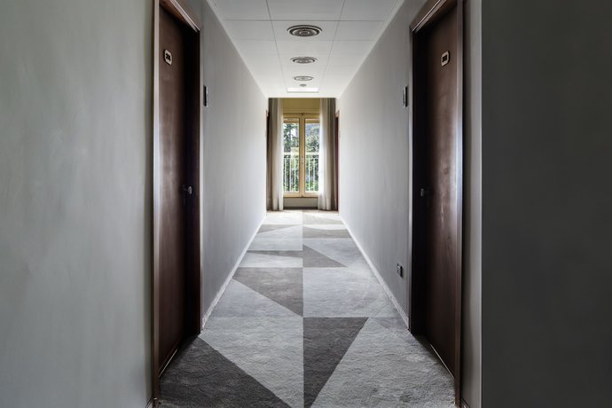 Imagen de los interiores del Hotel Beatrice Este. Foto 17