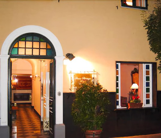 Imagen general del Hotel Beau Rivage, Alassio. Foto 1