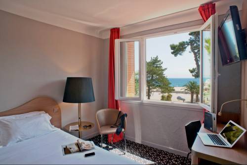 Imagen de la habitación del Hotel Beau Rivage, Argeles Sur Mer. Foto 3
