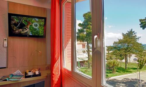 Imagen de la habitación del Hotel Beau Rivage, Argeles Sur Mer. Foto 10