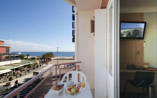 Imagen de la habitación del Hotel Beau Rivage, Argeles Sur Mer. Foto 11