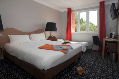 Imagen de la habitación del Hotel Beau Rivage, Argeles Sur Mer. Foto 13