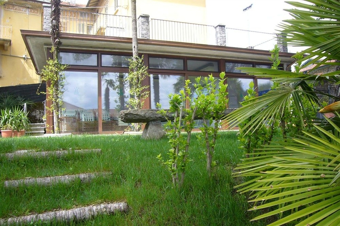 Imagen de los exteriores del Hotel Beau Rivage, Baveno. Foto 10