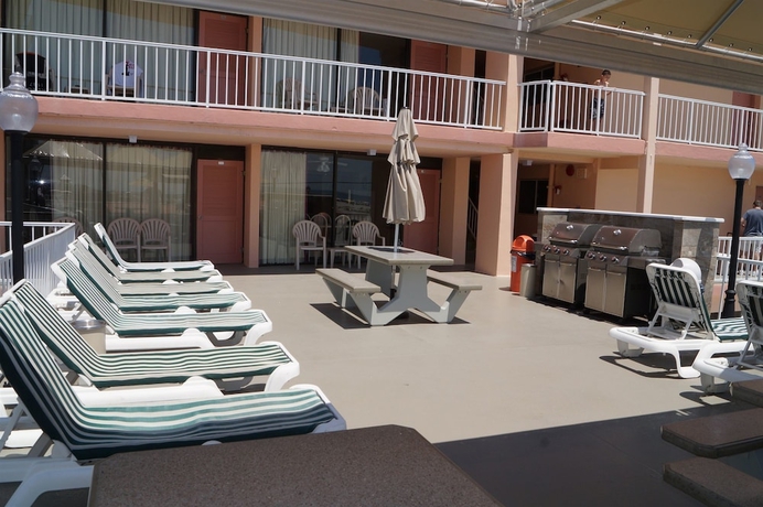 Imagen de los exteriores del Hotel Beau Rivage Beach Resort. Foto 17