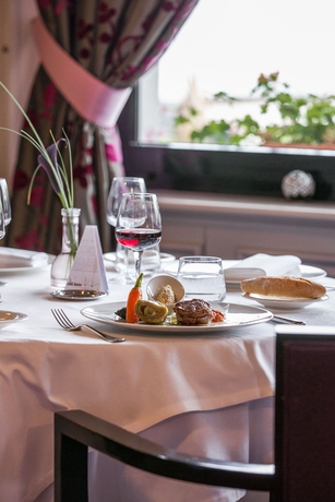 Imagen del bar/restaurante del Hotel Beau Rivage, G&eacute;rardmer. Foto 5
