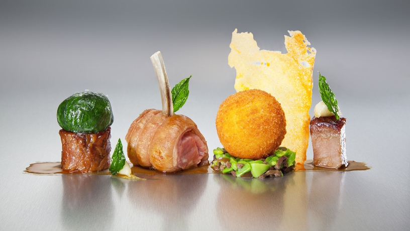 Imagen del bar/restaurante del Hotel Beau Rivage Geneva. Foto 2