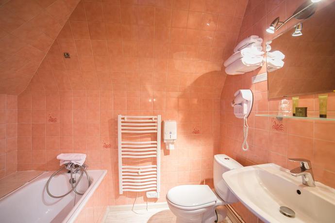 Imagen general del Hotel Beau Rivage, Restaurant L'eveil Des Sens. Foto 4