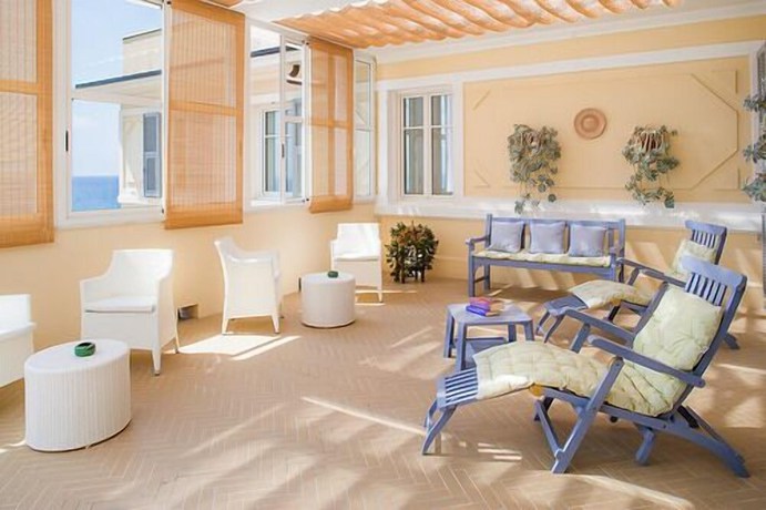 Imagen de los interiores del Hotel Beau Sejour, Alassio. Foto 16