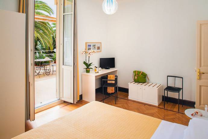 Imagen de la habitación del Hotel Beau Sejour, Alassio. Foto 9