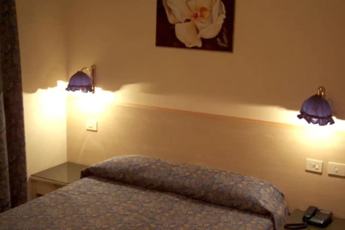 Imagen de la habitación del Hotel Beau Sejour, &Eacute;troubles. Foto 12