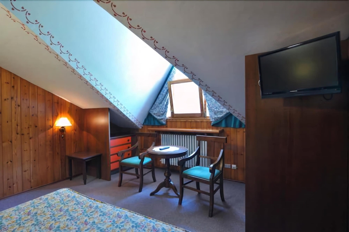 Imagen de la habitación del Hotel Beau Sejour. Foto 12