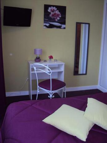 Imagen de la habitación del Hotel Beau Site, Chambon-sur-Lac. Foto 8