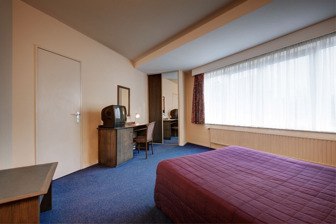 Imagen de la habitación del Hotel Beau Site. Foto 12