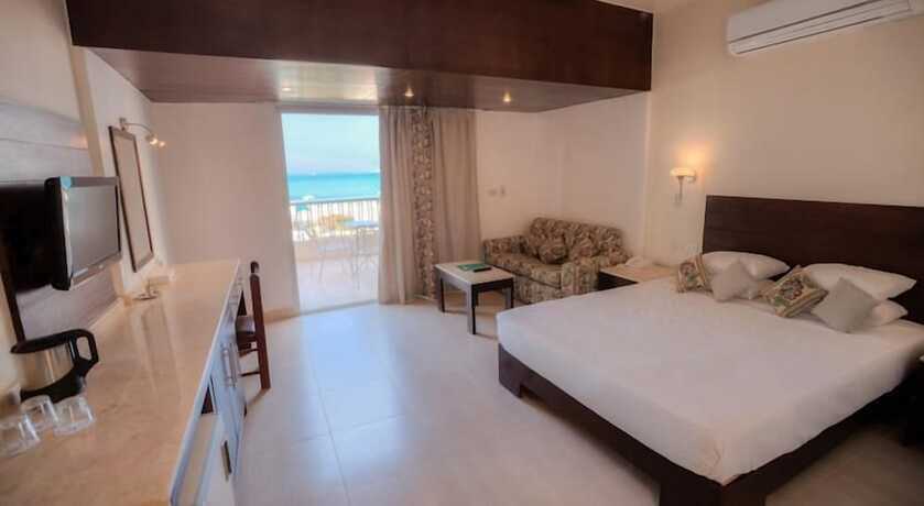 Imagen de la habitación del Hotel Beau Site Marsa Matruh. Foto 14