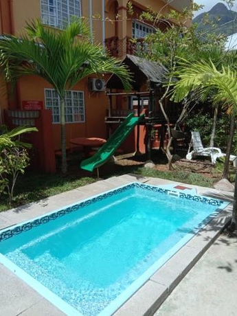Imagen de la habitación del Hotel Beau Vallon Villa Apartments. Foto 9