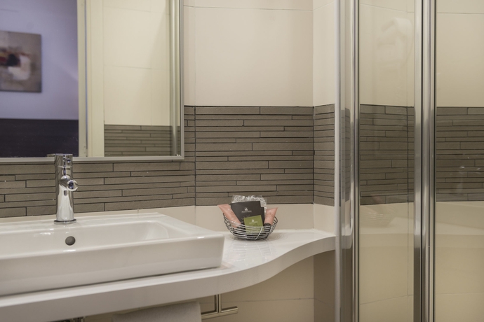 Imagen de la habitación del Hotel Beaugency. Foto 4