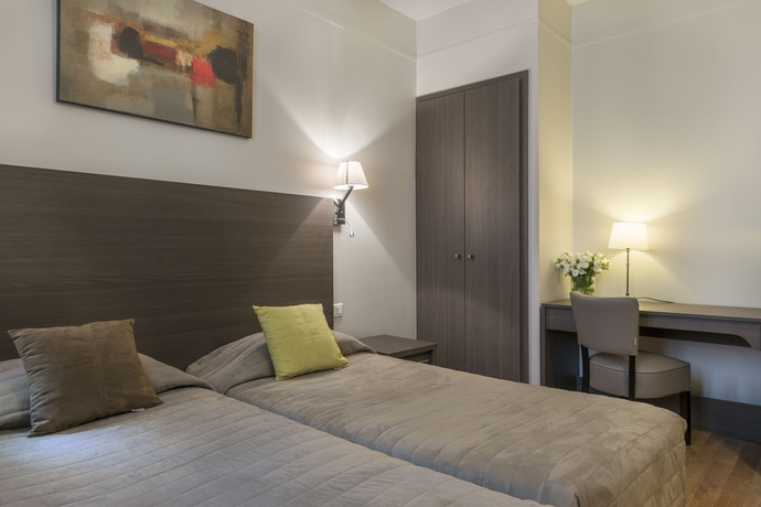 Imagen de la habitación del Hotel Beaugency. Foto 6