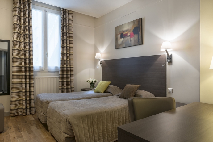 Imagen de la habitación del Hotel Beaugency. Foto 12