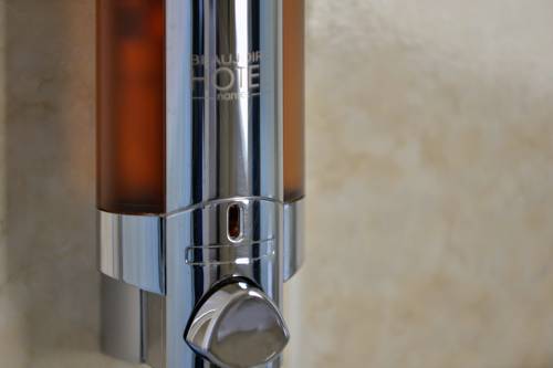 Imagen de la habitación del Hotel Beaujoire. Foto 5