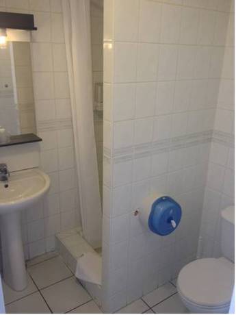 Imagen de la habitación del Hotel Beaulieu. Foto 16