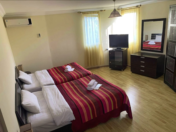 Imagen de la habitación del Hotel Beaumonde. Foto 13