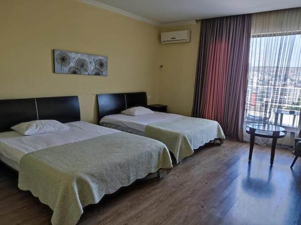 Imagen de la habitación del Hotel Beaumonde Garden, Tbilisi. Foto 7