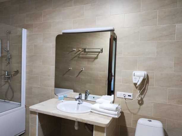 Imagen de la habitación del Hotel Beaumonde Garden, Tbilisi. Foto 12